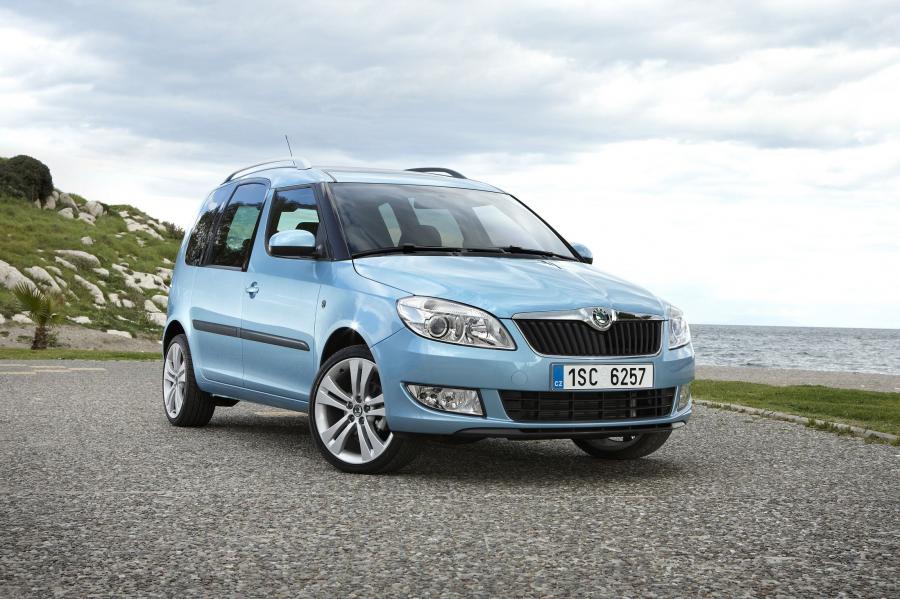  Skoda Roomster 2010 года  (фото 19 из 46)